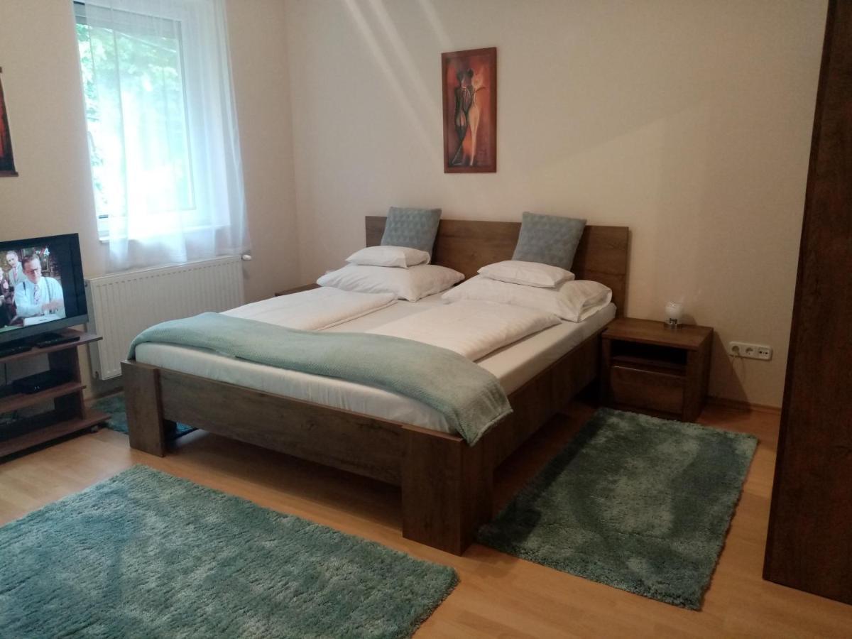 Heviz Lake Apartman Exterior photo