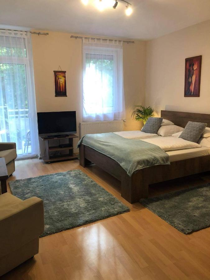 Heviz Lake Apartman Exterior photo